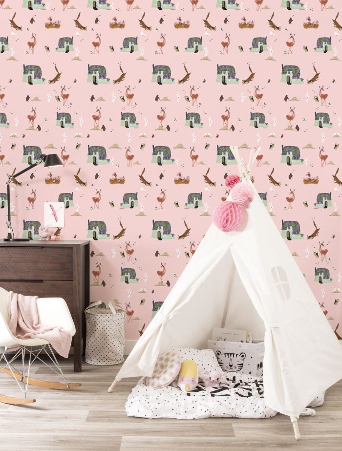 Behang Fiep Westendorp Forest Animals | Roze | 97.4 x 280 cm - Afbeelding 2